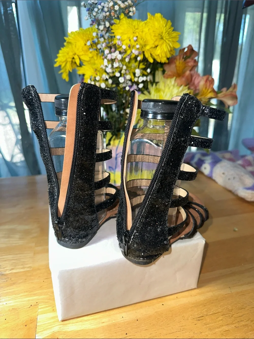 🤩Black Glitter Strappy Gladiator Sandals for Kids - Sparkle Finish. 🎁3
